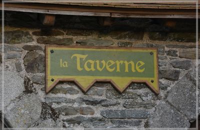 Les Tavernes
