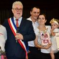 UN PARRAIN ET UNE MARRAINE LAÏQUES POUR CLARISSE PORTEJOIE.