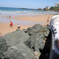 À Biarritz il y a des surfeurs mais pas de vagues aujourd'hui...