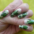 1er Mai : Fête du travail et jour du muguet...sur mes ongles