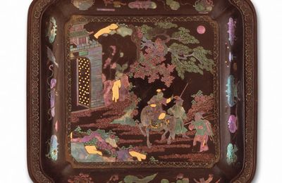 Square Dish (Die) with Figure on Horse, Kangxi period (1662-1722)