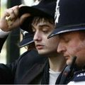 le leader des Babyshambles, Pete Doherty, en prison ou au festival Papillons de Nuit (50) ???