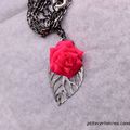 collier rose et sa feuille, (vendu)