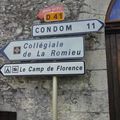 photos: Condom avant d'arriver et intérieur cloitre de la cathédrale