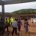  Hôpital de Référence de Bafoussam: Mama Fouda inspecte le chantier 