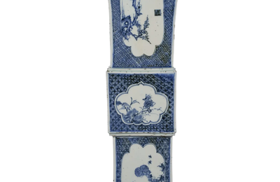 A large blue and white vase, fanggu, 18th century