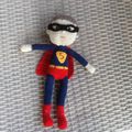 Gros super Man au crochet