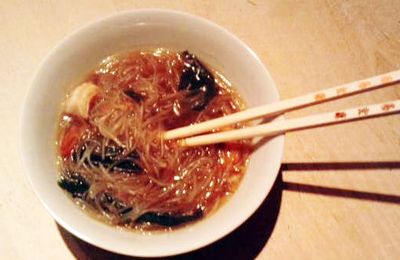 Soupe chinoise délicieuse en moins de 10 mn