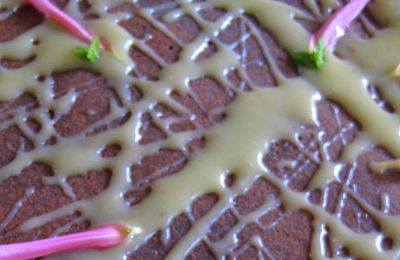 Gâteau Chocolat - Framboises aux Pétales de Dahlia 