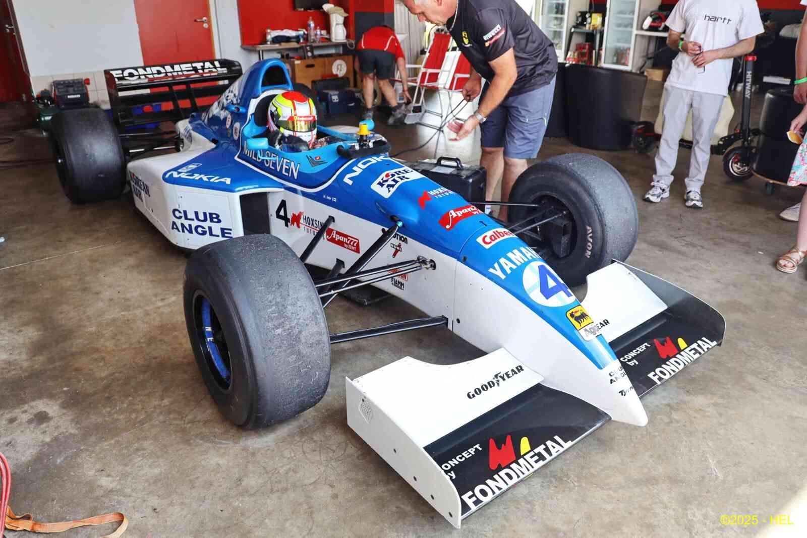 Tyrrell 023 Yamaha V10_09 - 1995 [UK] HL_GF