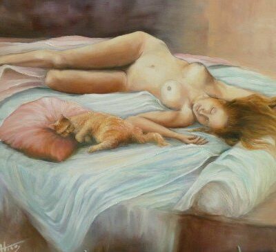 Femme et chatte