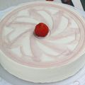 Délice crémeux à la fraise et rhubarbe