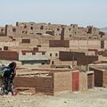 le village moderne au pied de la Kasbah