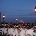 Grand dîner en blanc Place de la Concorde !