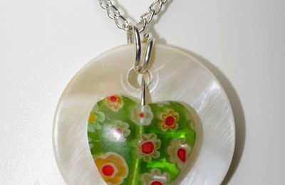 Collier coeur de verre