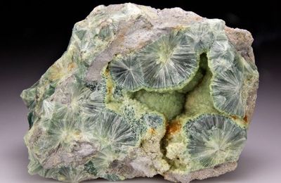 Wavellite, Dug Hill, Avant, Garland Co., Arkansas