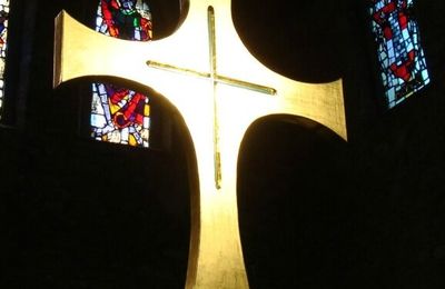 Mise en rapport des récits de création de Gn 1-3 avec la croix en saint Jean et dans les premiers textes chrétiens 