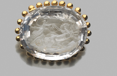 Broche en vermeil sertie d’une exceptionnelle intaille Néo-Classique