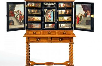 Baroque cabinet on chest with allegories of good and bad advisers, Antwerp, partly from the 17th century