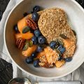 Breakfast bowl aux weetabix et fruits frais