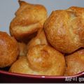 Petits choux au parmesan