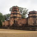 9 février: petit tour des temple d'Angkor et JOYEUX NINIVERSAIRE!!!