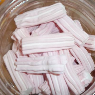 Anniversaire CamilleChouchouille, le gâteau de bonbons 'Château'