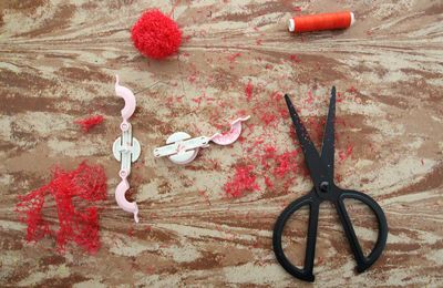 DIY récup' : faire des pompons de filets en plastique