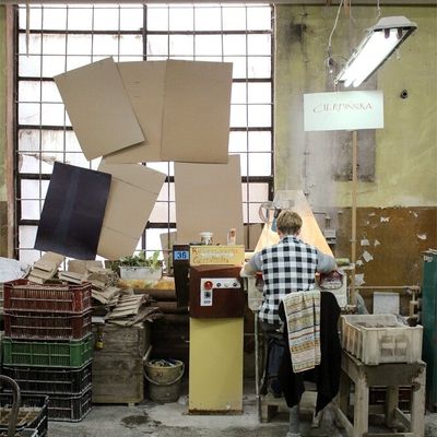 Verrerie - Technicien au travail - Pologne - 2017