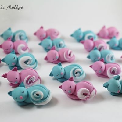 Marques places chats et décoration de table thème chat baptême ou anniversaire