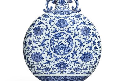 A large and impressive blue and white 'peach medallion' moonflask, Seal mark and period of Qianlong 