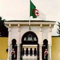 Algérie : que se passe-t-il au palais El Mouradia ? 