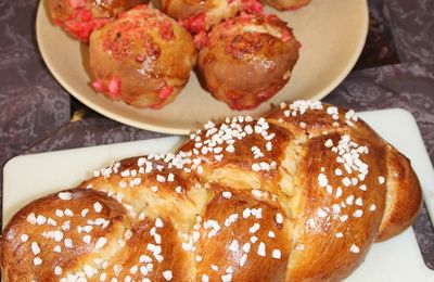 BRIOCHE AUX PRALINES ROSES