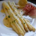 asperges sauce hollandaise