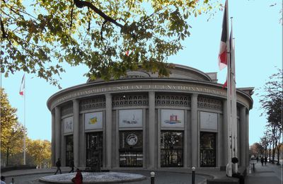 Le Palais d'Iéna en suspension