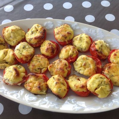 Tomates cerises farcies ricotta et herbes