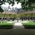 MAISON DE VICTOR HUGO - A PARIS
