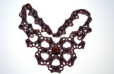 Collier CHALLENGE en perles de rocailles tissées,