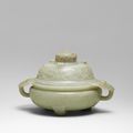 A pale green jade tripod incense burner and cover, ding, Qianlong period (1736-1795)