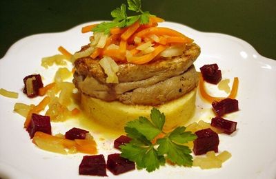 Grenadin de veau et ses petits légumes sur coussin de polenta