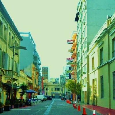 ¡Che ! ¿Vos quieres achuda para chevar tu mochicha ?