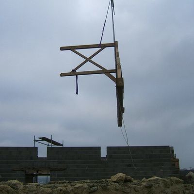 Charpente apparente chêne brossé et isolation fibre de bois