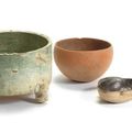 Four early pottery vessels