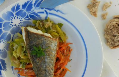 Les filets de poisson et sa julienne de poireaux et carottes {ou deux juliennes pour le prix d'une}