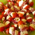 Mini brochettes tomates cerises et mozzarella