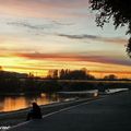 Coucher de soleil sur le Pont Royal à Orléans