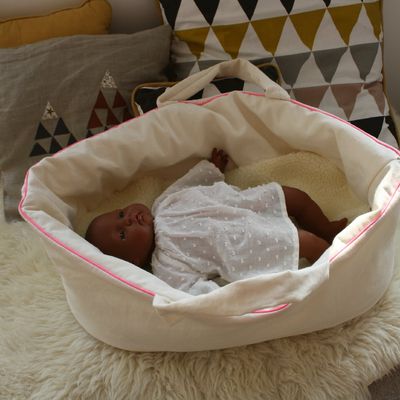 Le retour!!!!! et un couffin...