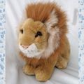 Doudou Peluche Assis Lion Beige Marron Blanc CMP