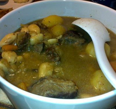 Tchoulent - ragoût de boeuf aux haricots blancs