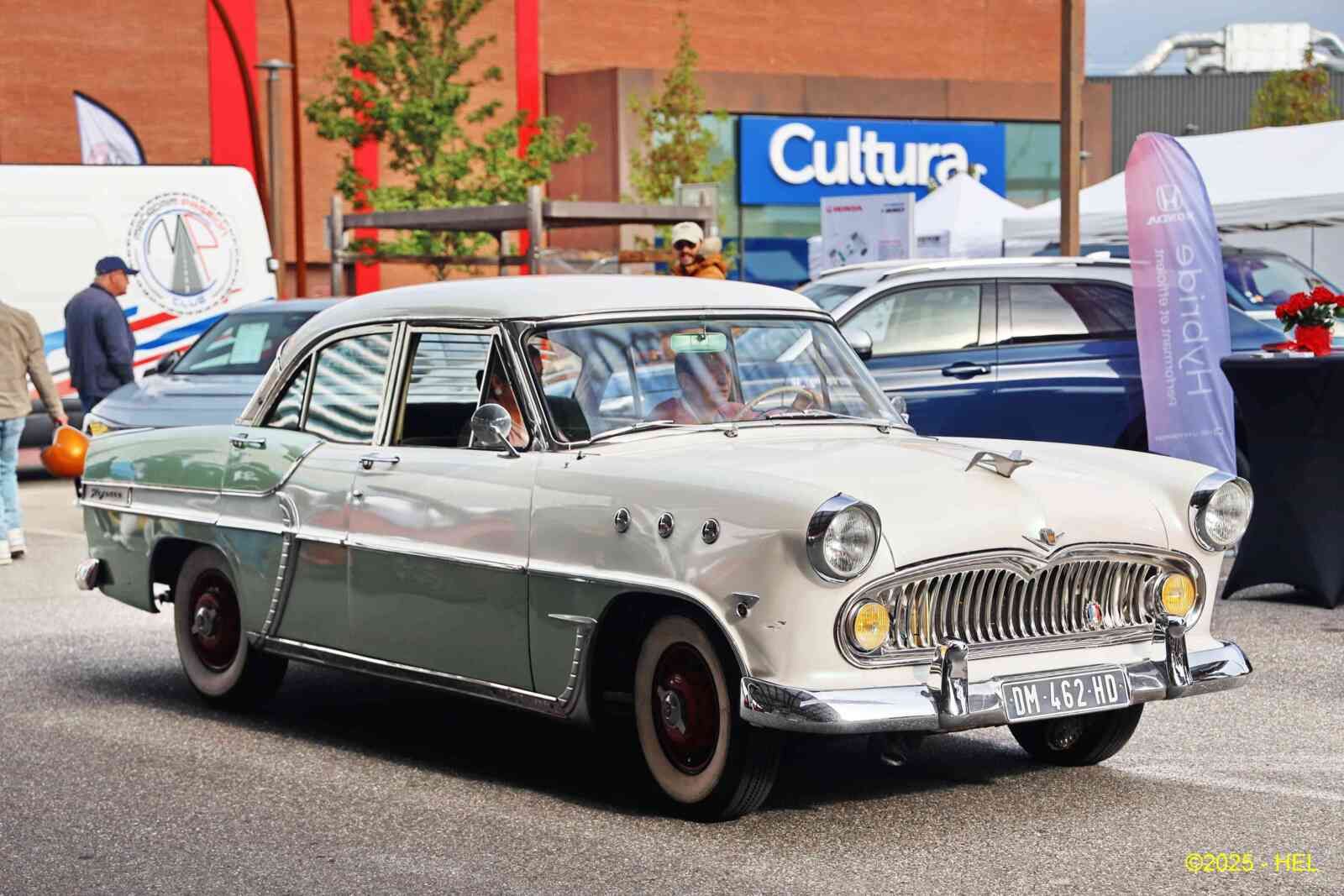 Simca Vedette Regence V8_04 - 1955 [F] HL_GF